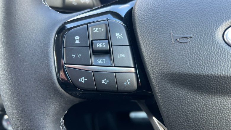 Ford Kuga 2.5 PHEV Active 5dr CVT Estate